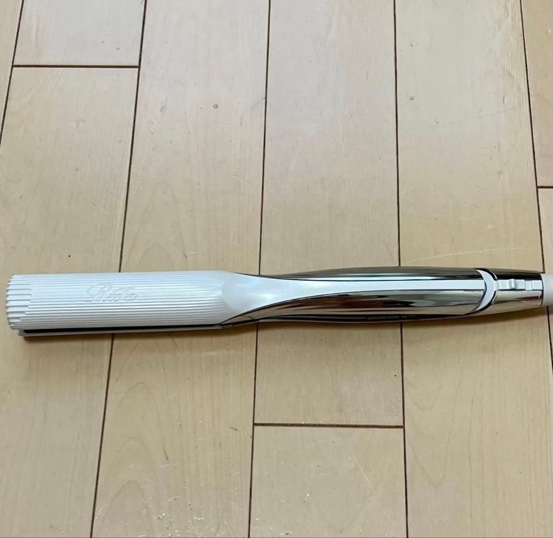 リファ　ストレートアイロン　ヘアアイロン