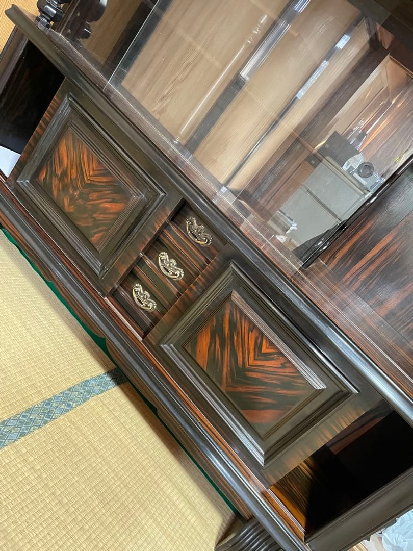 木製ガラスキャビネット、棚