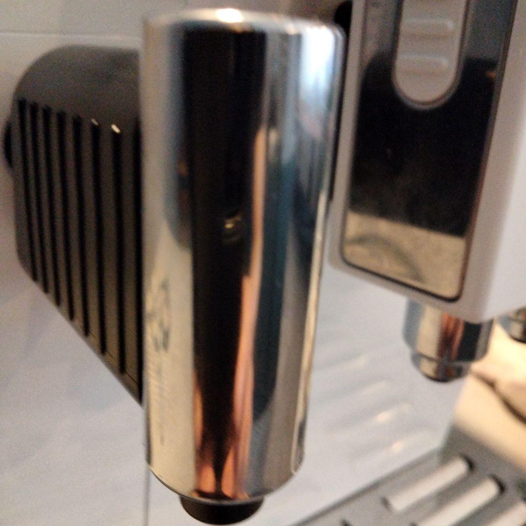 デロンギ エレッタカプチーノイーヴォ ECAM46860