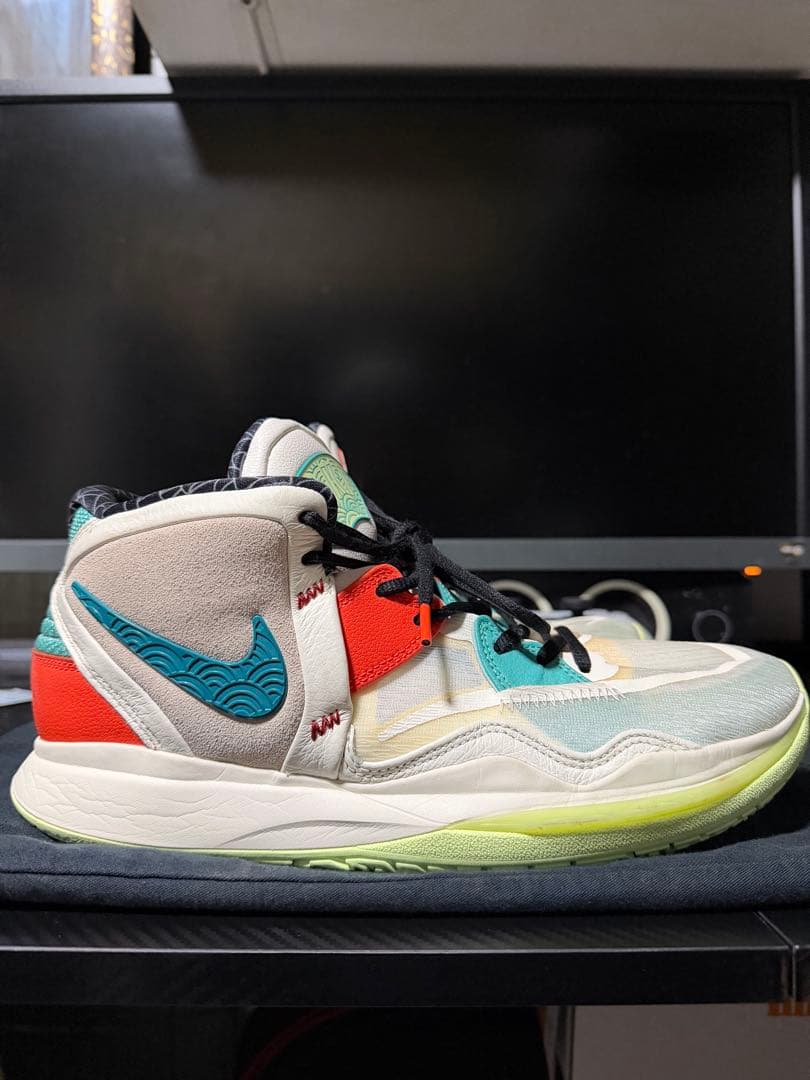 ナイキカイリー インフィニティEP 28.5CM