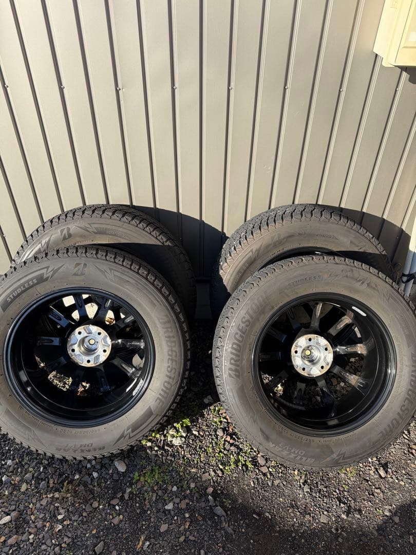 ブリヂストン 17インチ アルミホイールスタッドレスタイヤエコフォルム　ハリアー