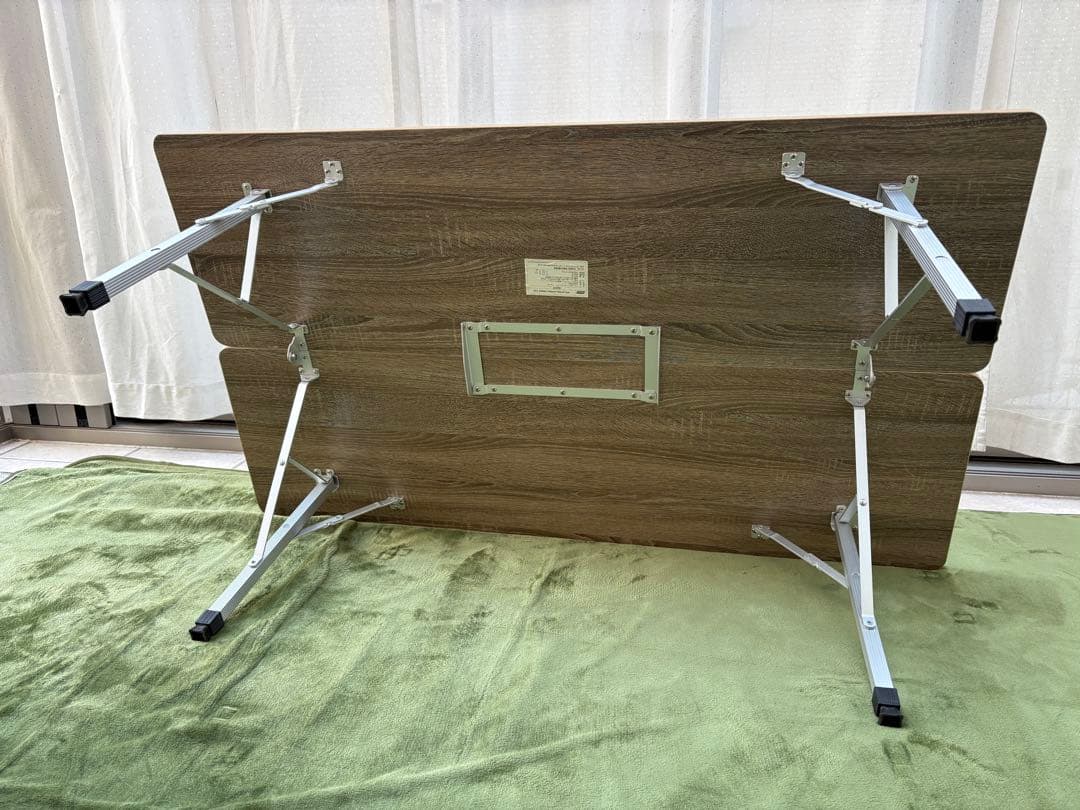 コールマン　フォールディングリビングテーブル120