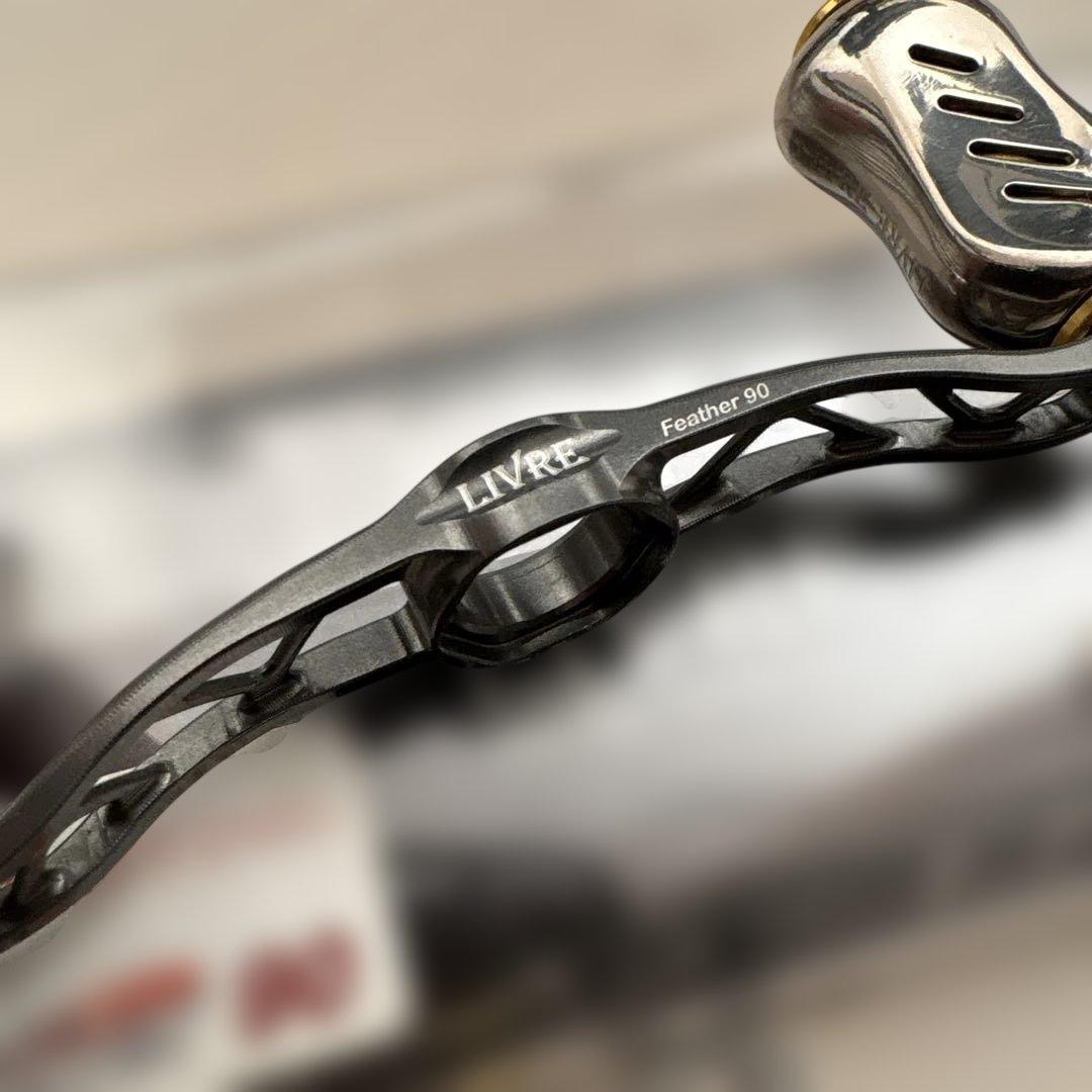 リブレ　フェザー　90 ダイワ　左巻き　ガンメタ　ゴールド