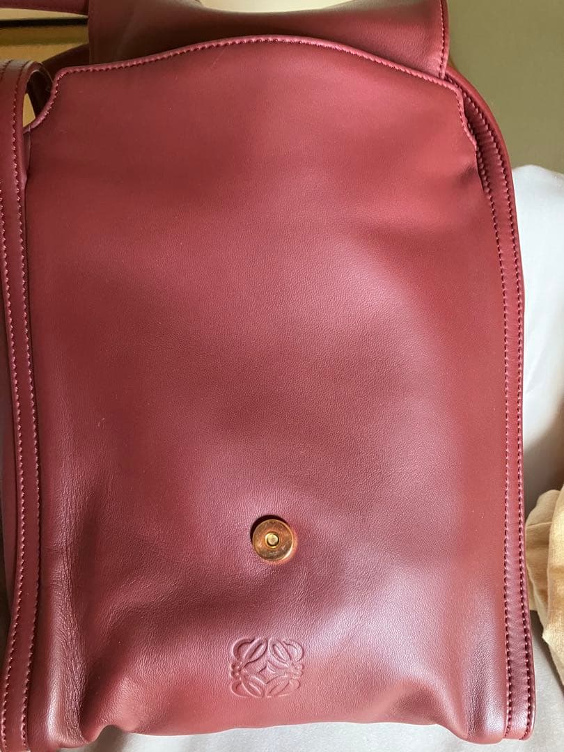 LOEWE ショルダーバック　ボルドー色