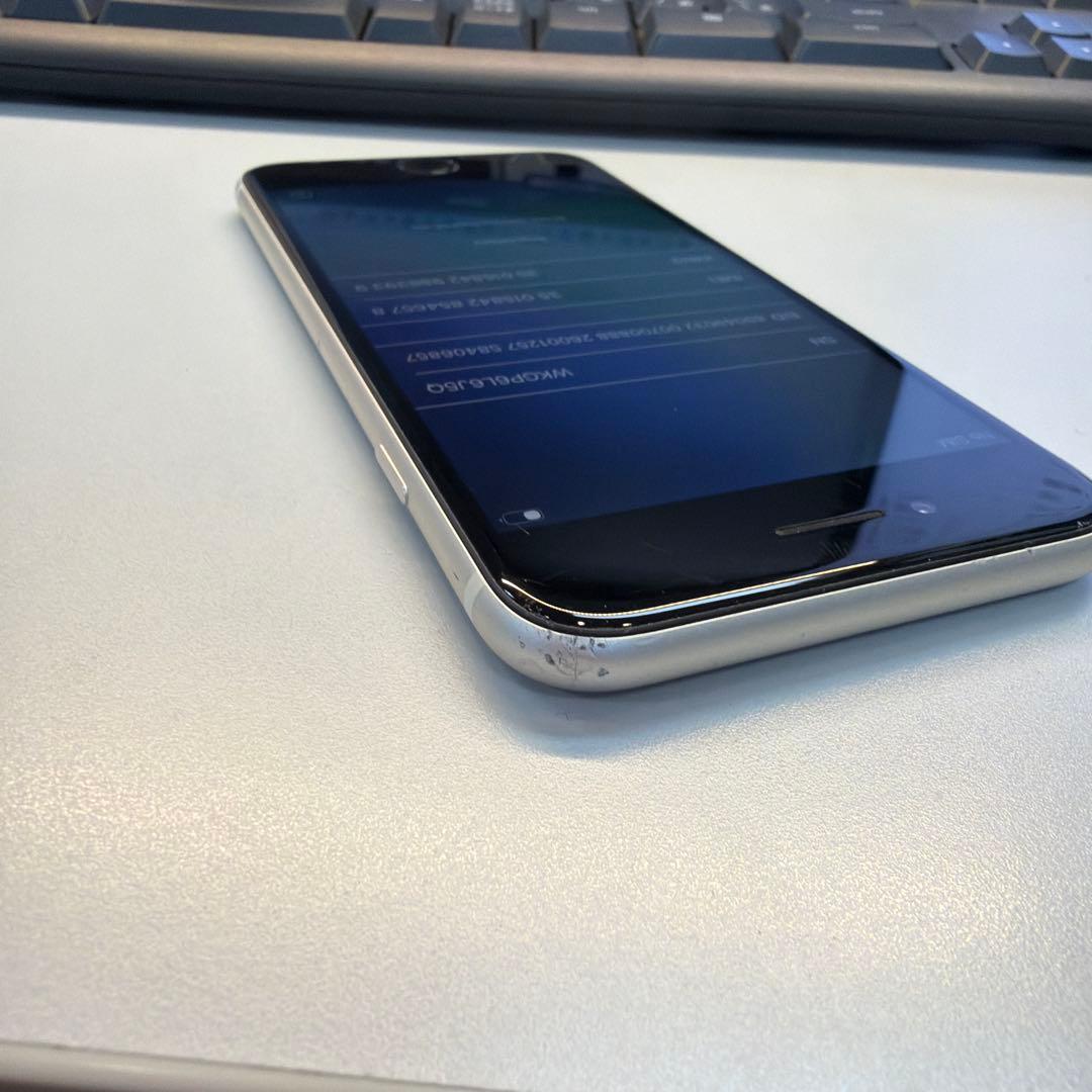 訳あり iPhone SE3 64GB スターライト 81% ホームボタンNG