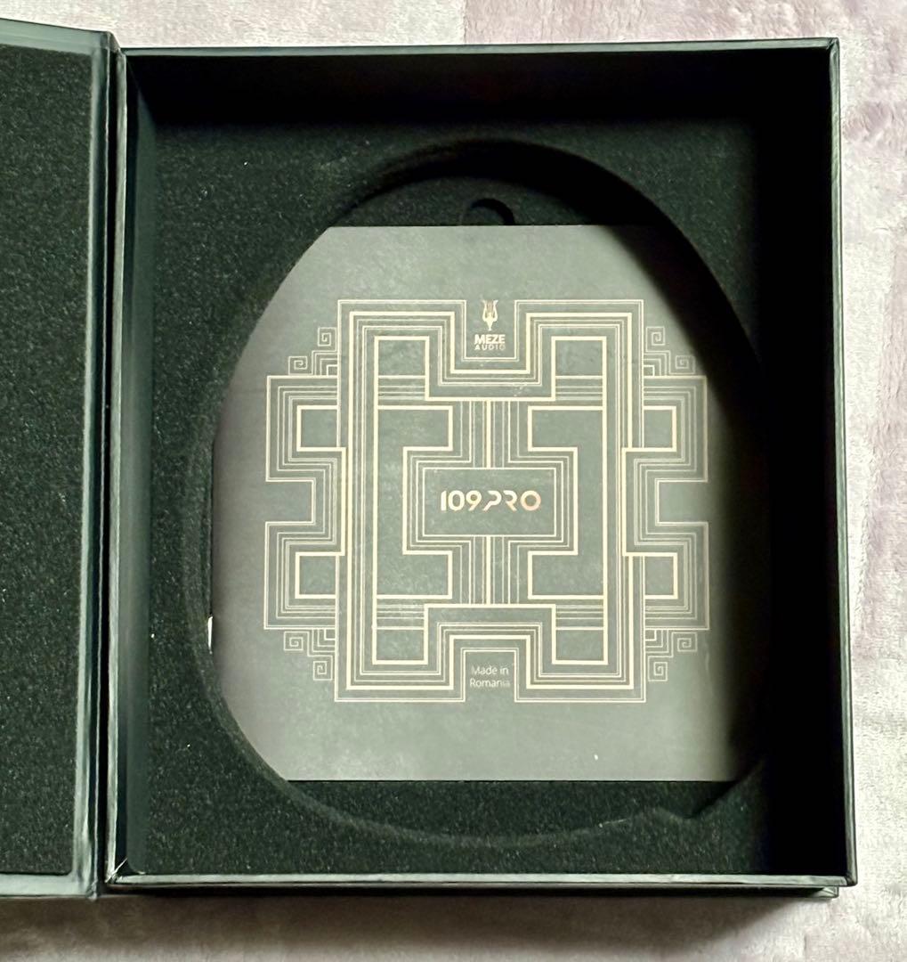 ヘッドホン Meze Audio 109 Pro