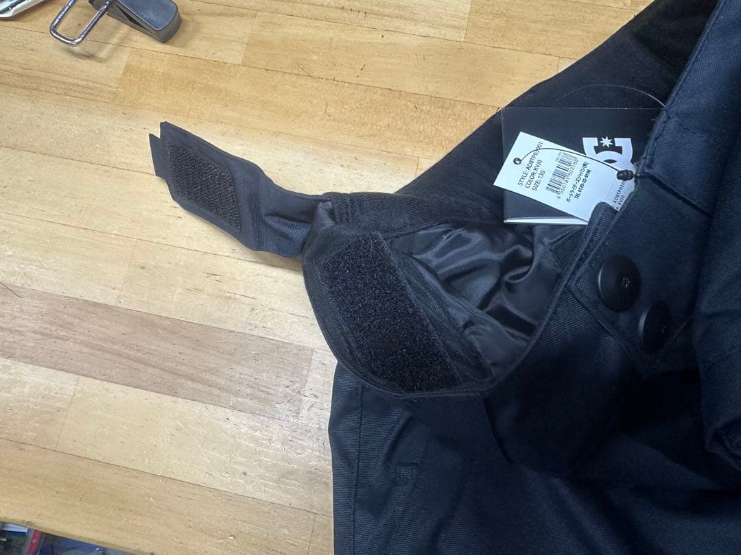 DC  kids 130cmサイズ　新品　展示品セール型落ち　かっこいい