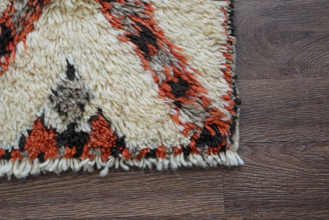 ヴィンテージラグ　モロッコ　手織り絨毯　トライバルラグ