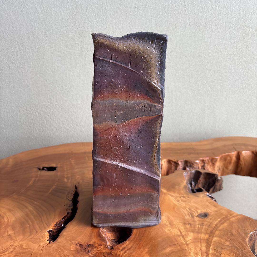 備前焼 松本頼明造 「備前窯変角花入」花生 花入 共箱 花瓶 高さ27cm