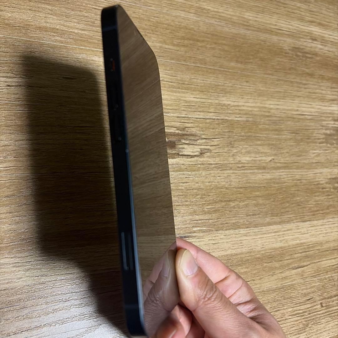 Apple iPhone 13 ブラック 本体　256GB