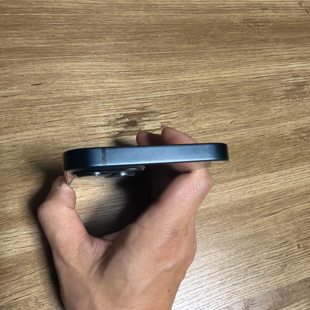 Apple iPhone 13 ブラック 本体　256GB