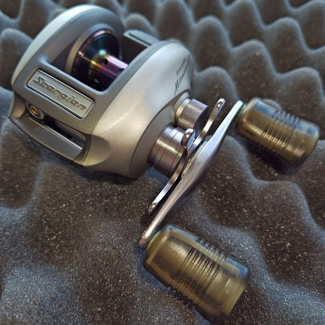 シマノ スコーピオン メタニウムXT 銀メタ 左巻き デッドストック