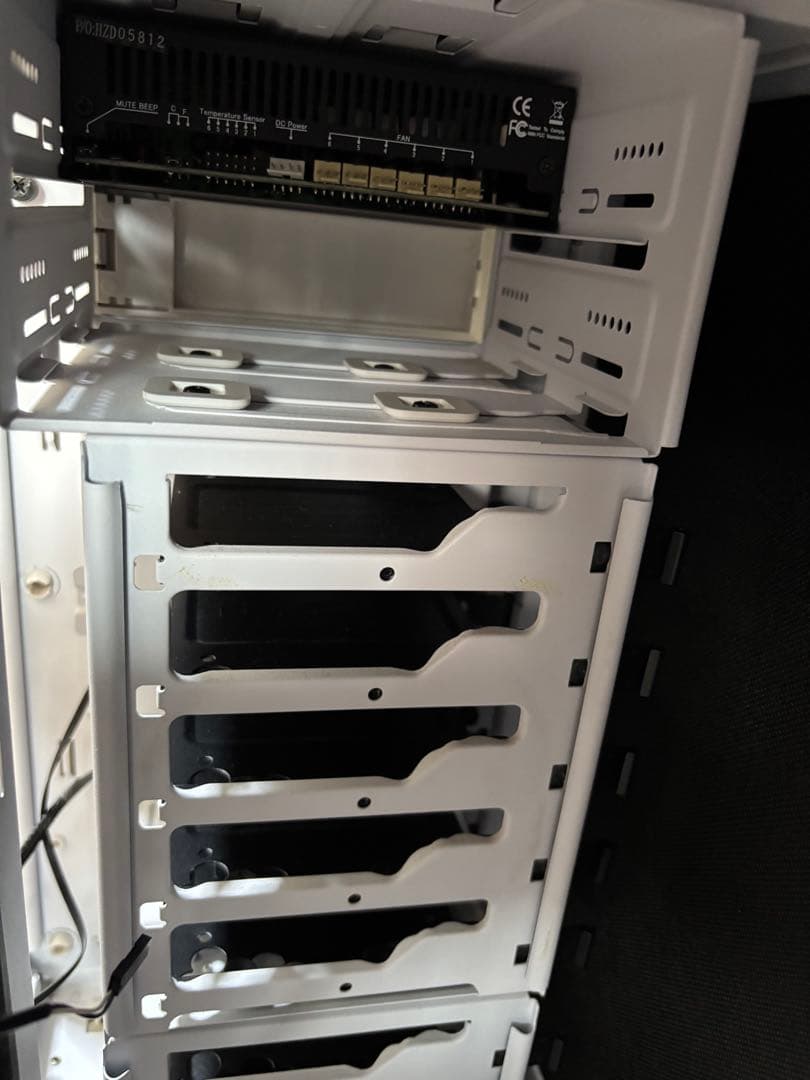 Fractal Design DEFINE R5 PCケース ホワイト （中古）