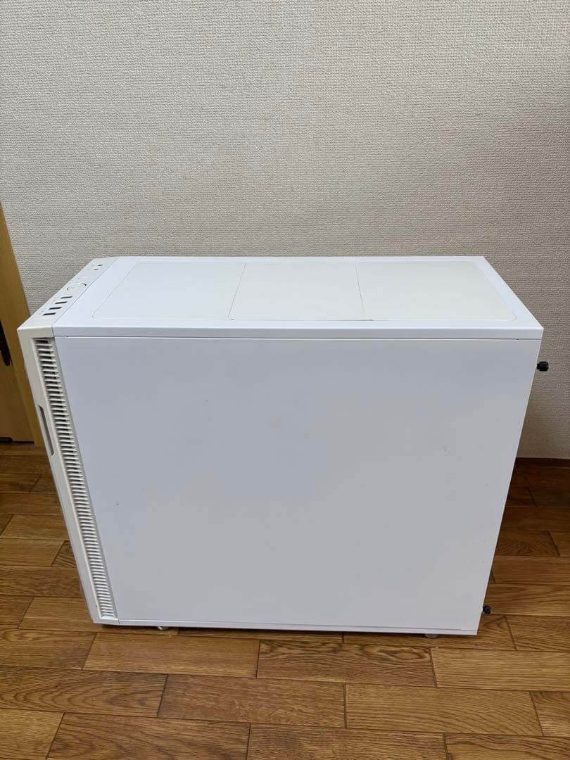 Fractal Design DEFINE R5 PCケース ホワイト （中古）