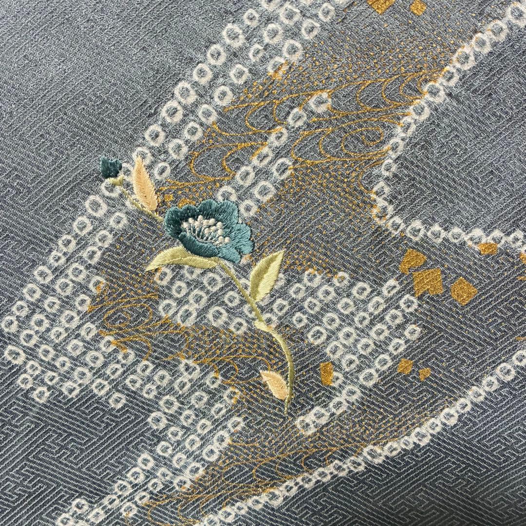 D203 訪問着　絞り　花刺繍　正絹　着物　袷　しつけ糸付き未使用極美品