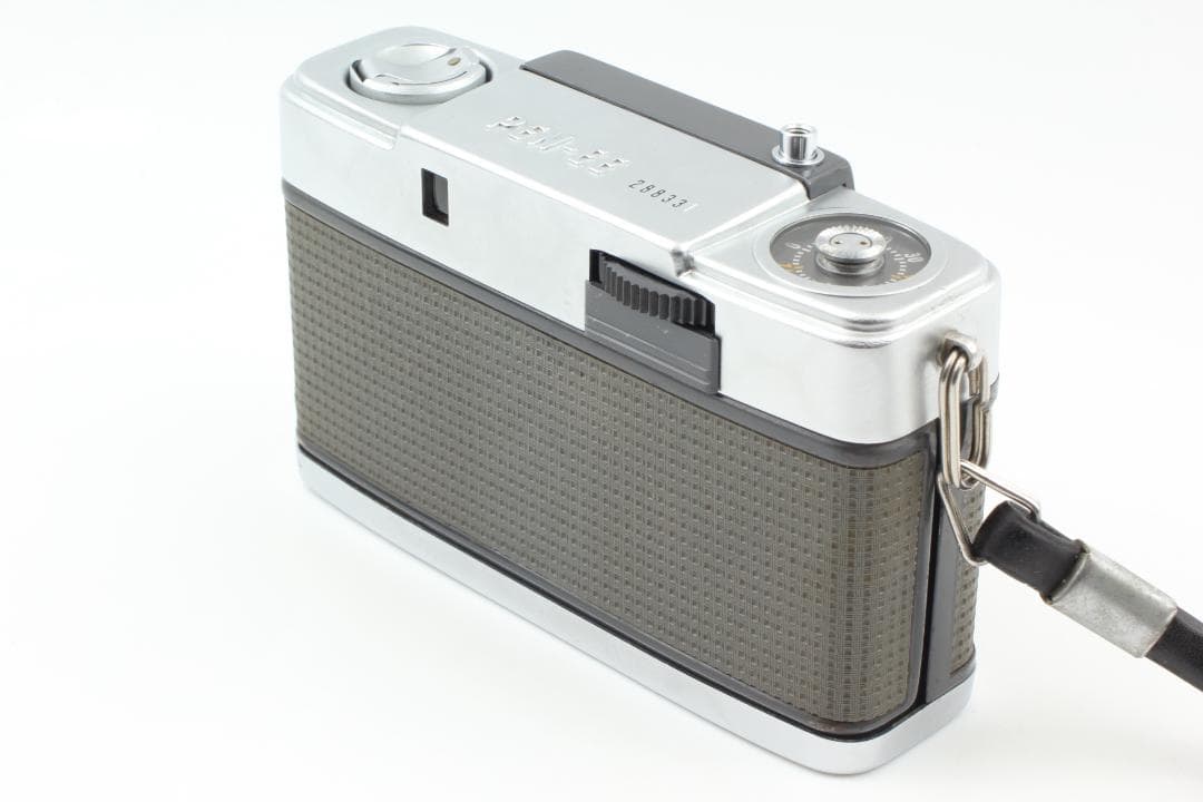 OLYMPUS PEN- EE　ハーフサイズフィルムカメラ