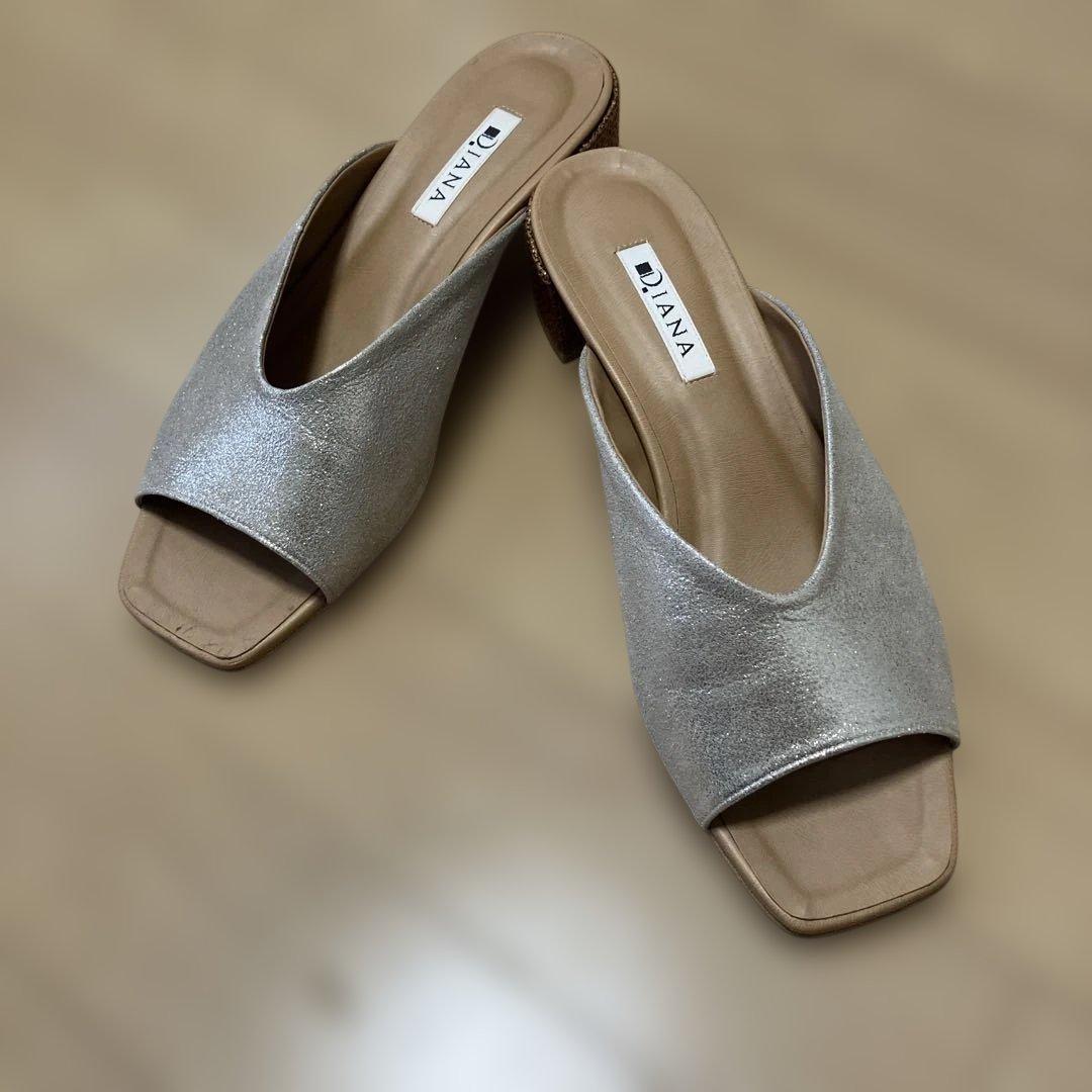 D.IANA シルバー ミュール 259 美品