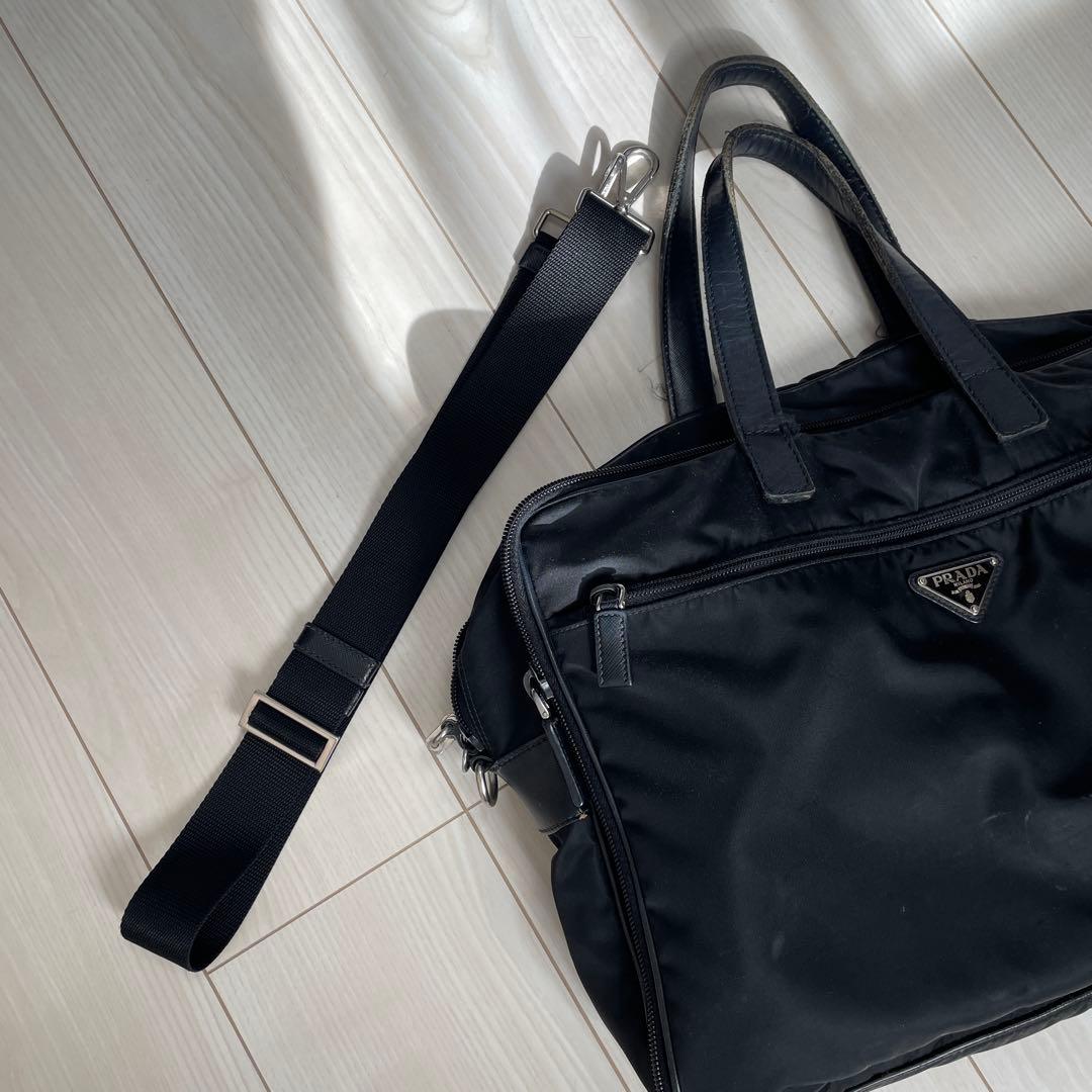 し*ん様 PRADA 黒 ナイロン ビジネスバッグ