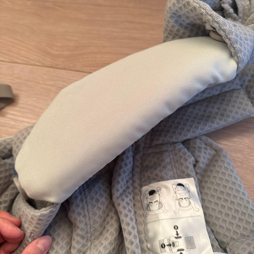 ergobaby 抱っこひも グレー メッシュ