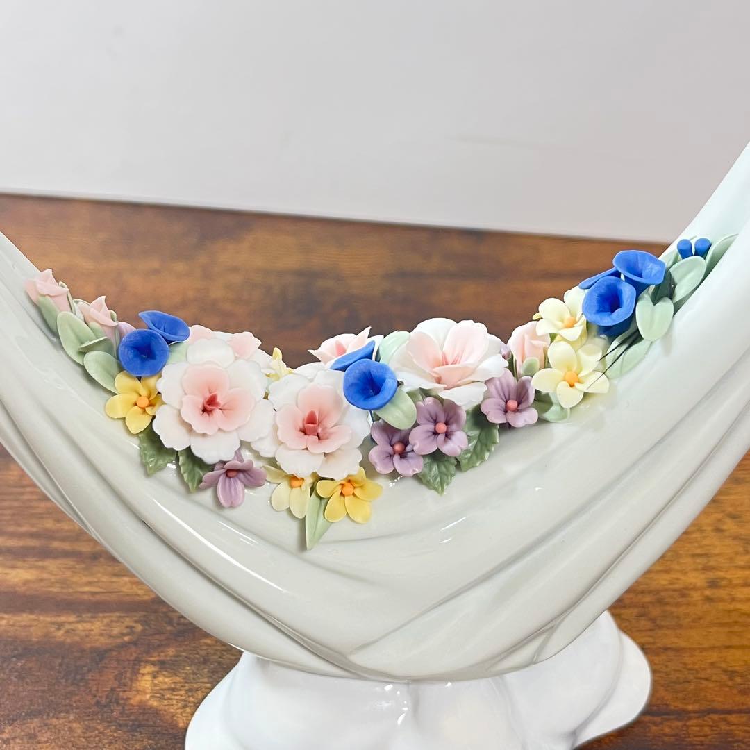 LLADRO リヤドロ 平和の花かご 6579