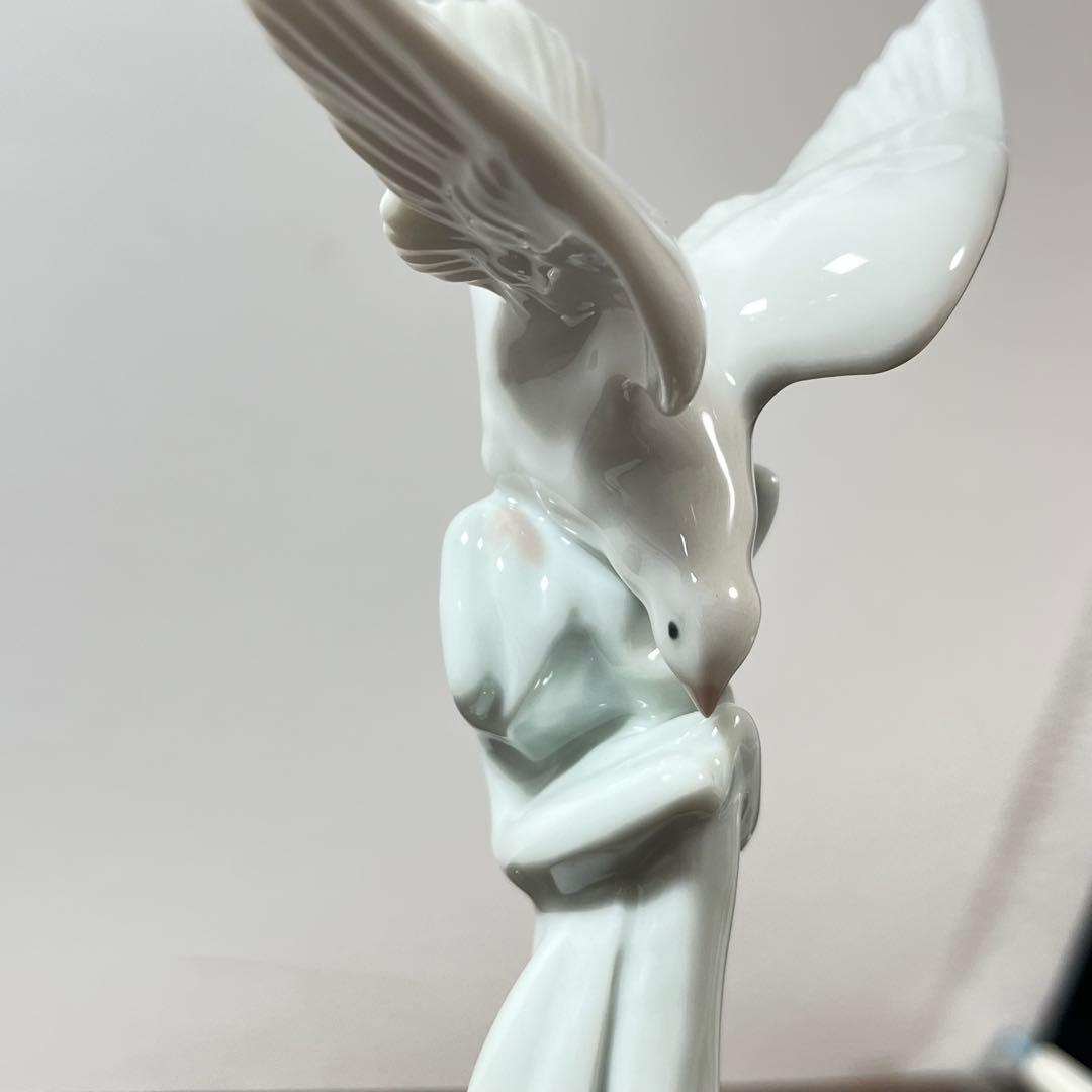 LLADRO リヤドロ 平和の花かご 6579