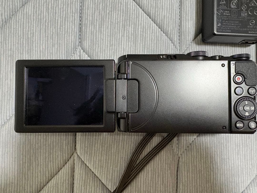 Nikon COOLPIX S9900 30倍ズーム　クールピクス
