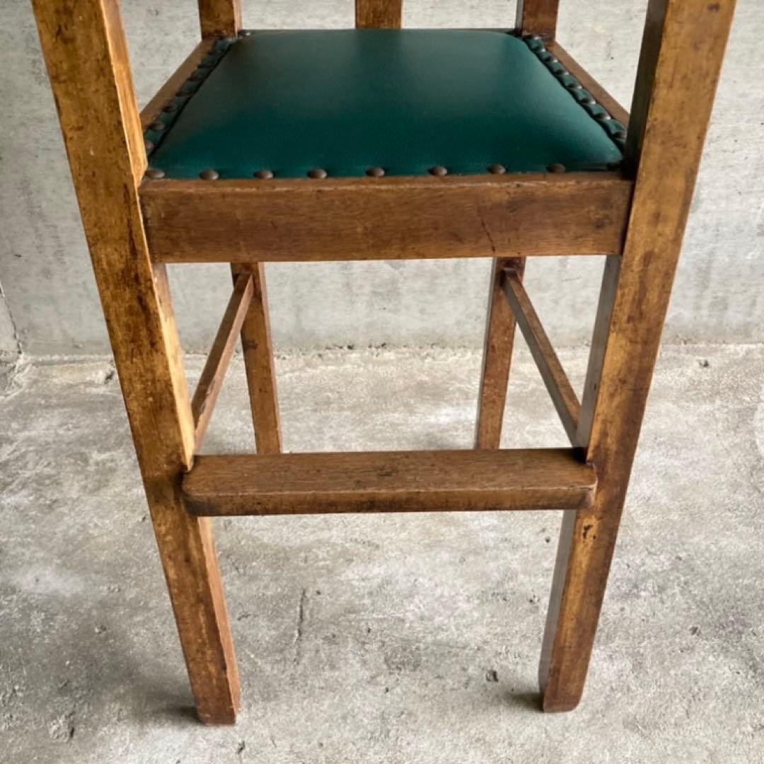 古い味のある子供椅子 ハイチェア 木製 飾り台 緑色 家具 レトロ ヴィンテージ