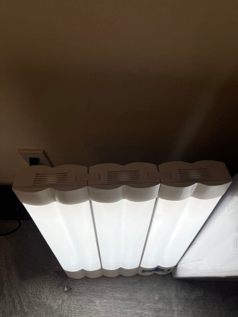 Bright Light ME+ 光療法デバイス