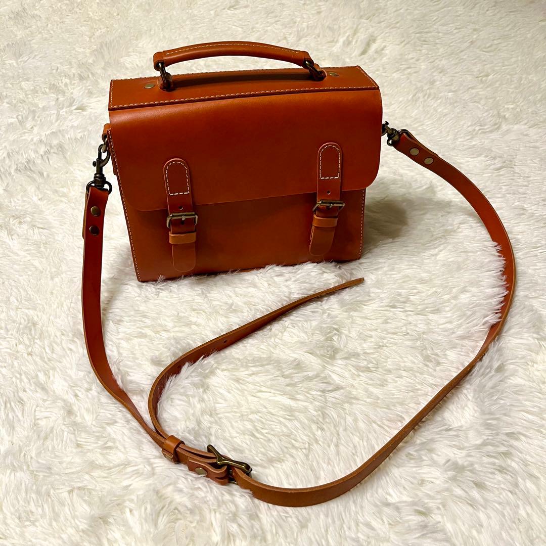 【新品】イタリアンレザー　ショルダーバッグ Wフラップ キャメル　本革　2way