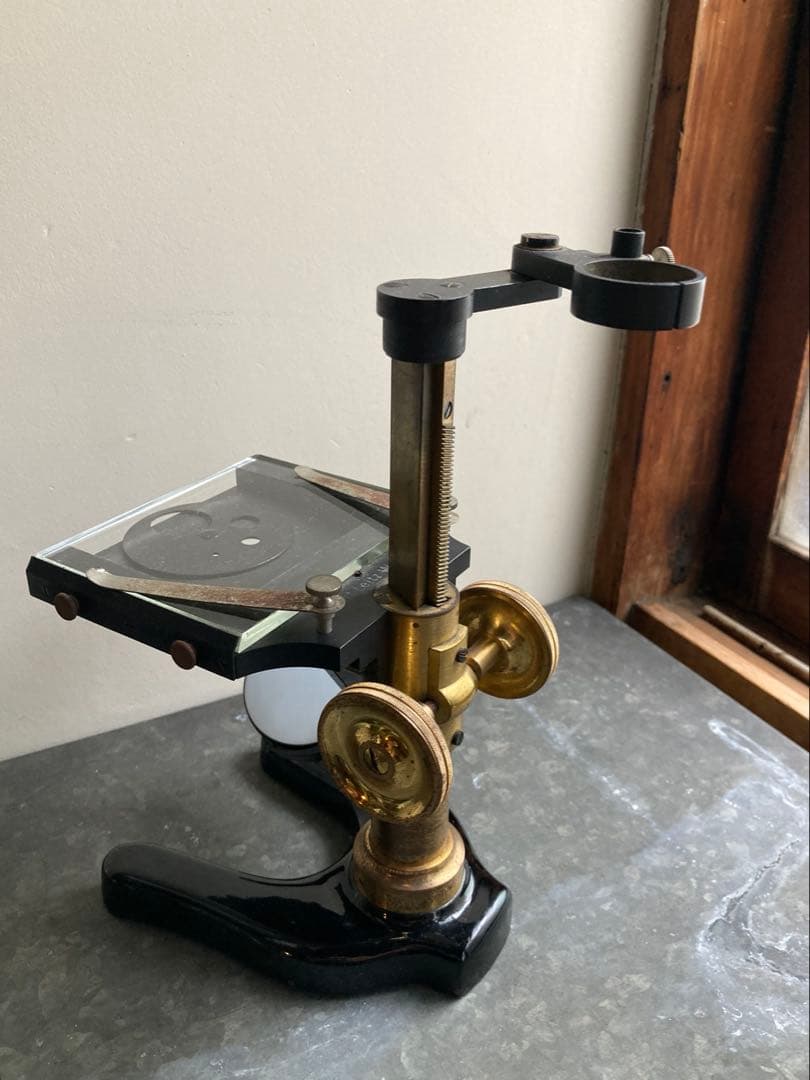 顕微鏡　台　Ernst Leitz Wetzlar /エルンストライツウェツラー