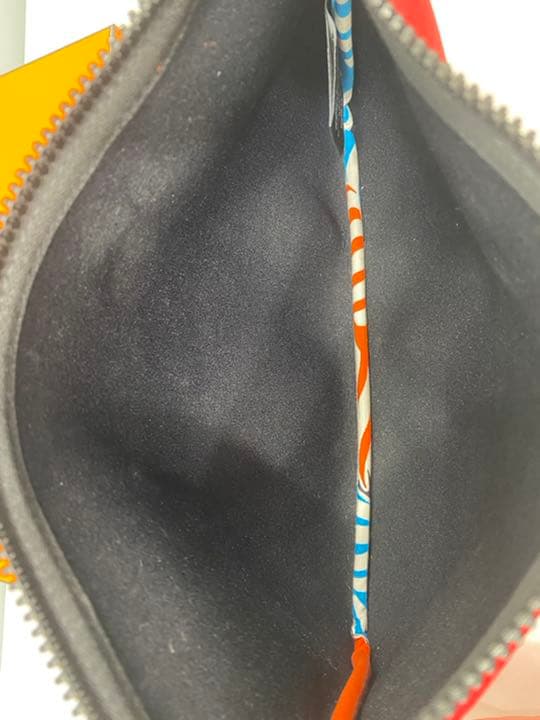 エルメス　ポーチ　レッド