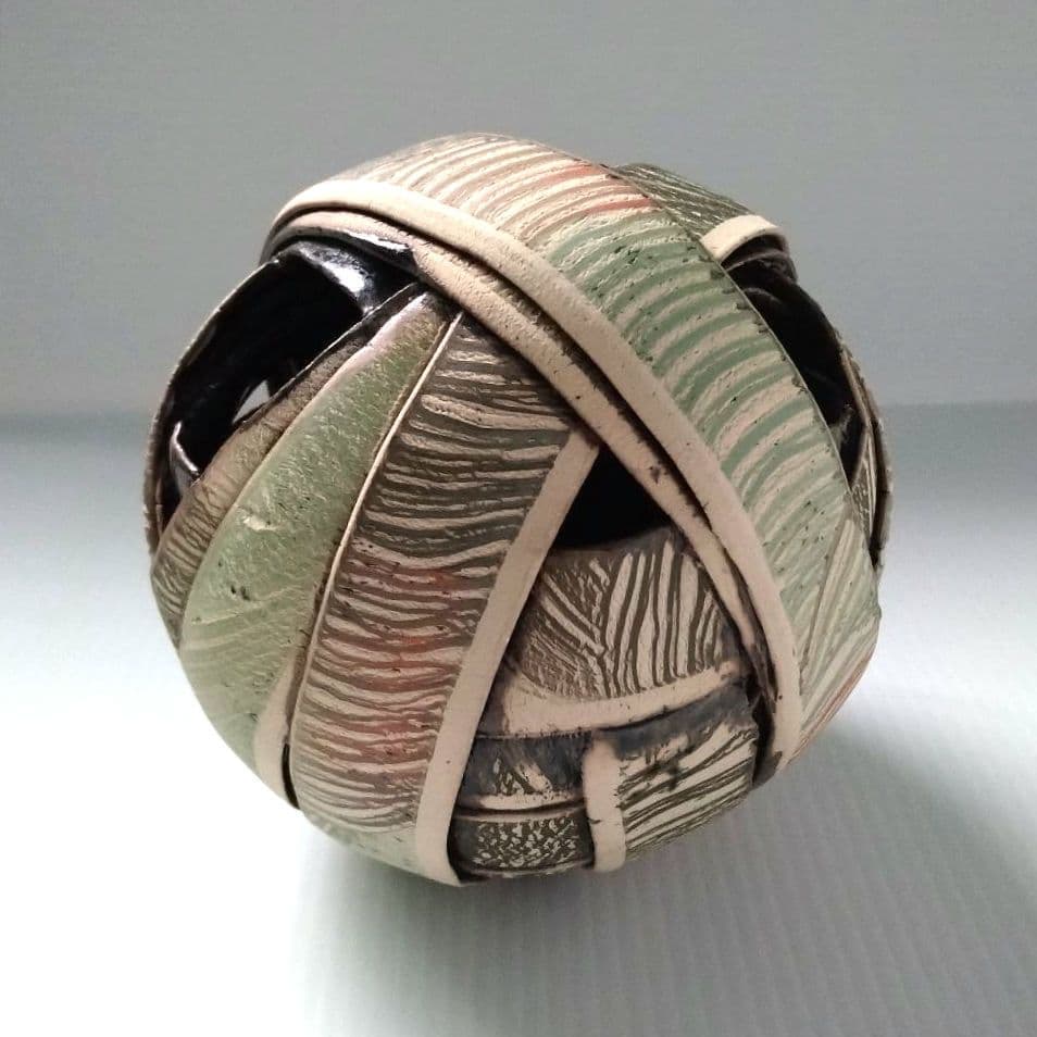 陶芸家 アーグネス・フス 「無限」 花器 フラワーベース 陶器 アート作品 希少