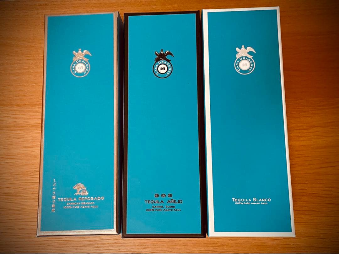 Casa Dragones テキーラセット（ブランコ・レポサド・アニェホ）