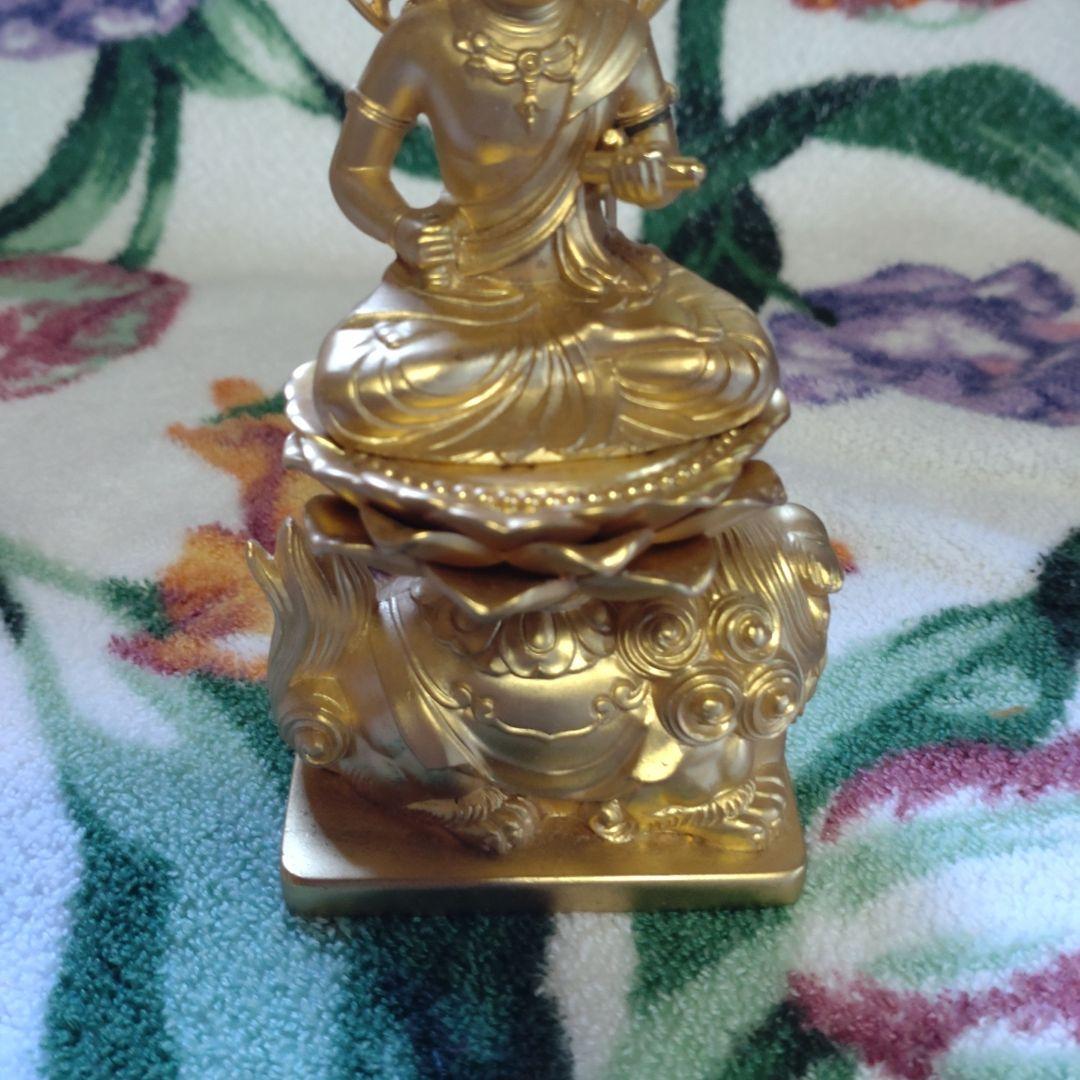 金メッキ　銅像　金では　ありません。