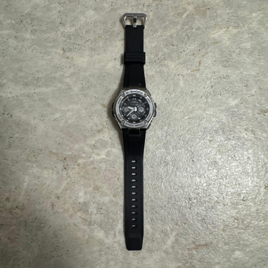 カシオ G-SHOCK GST-W310 電波ソーラー 腕時計