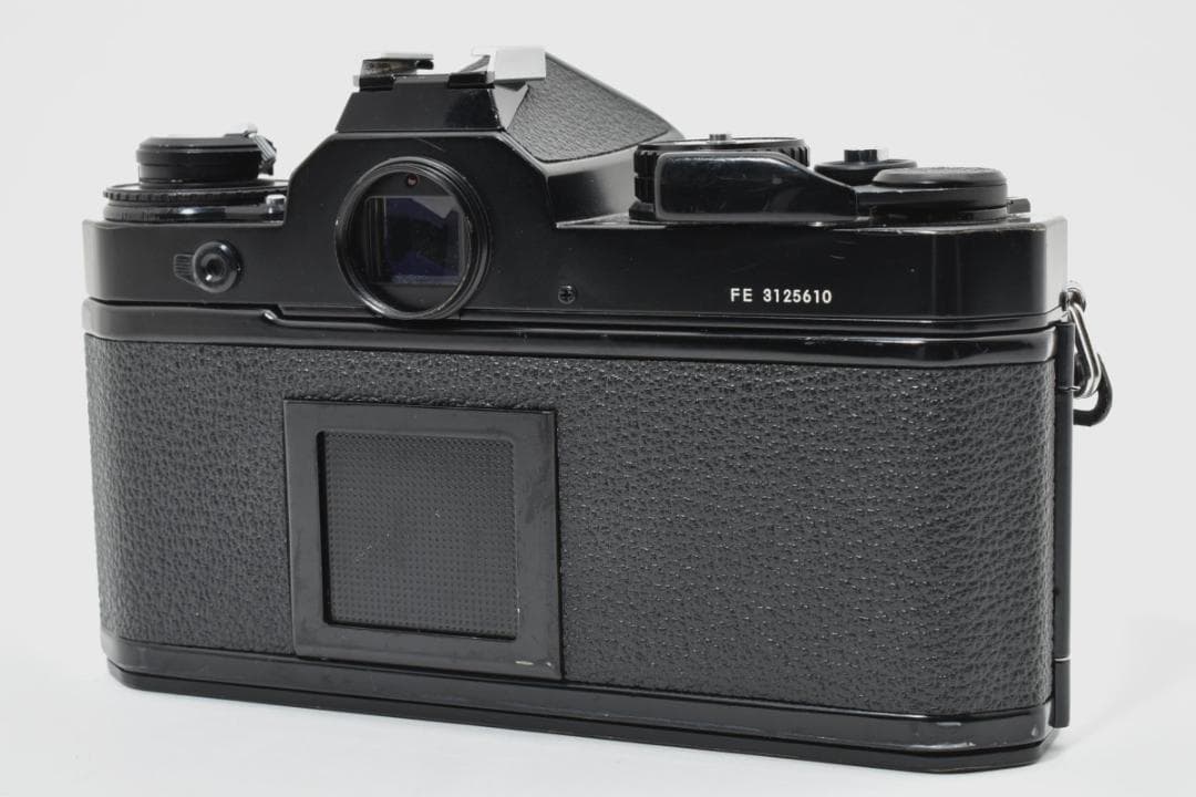 ■ 美品 ■ ニコン　Nikon FE ボディ 《動作確認済品》#2756344