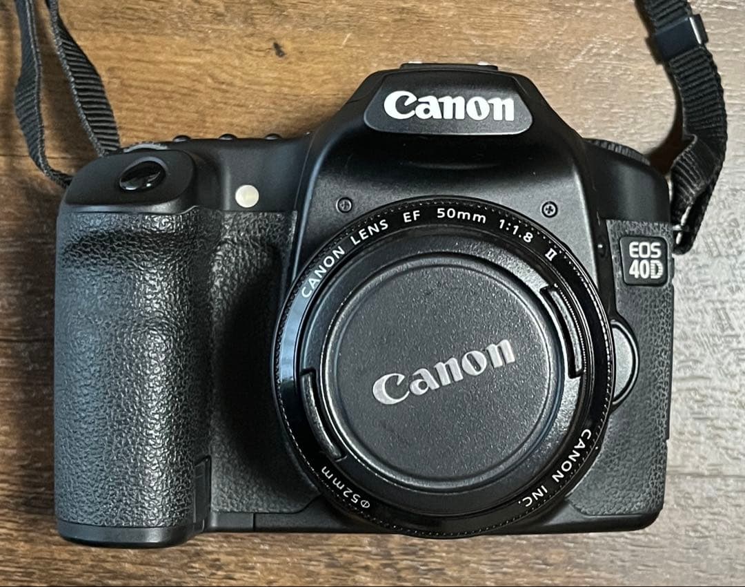 Canon EOS 40D デジタル一眼レフカメラ 50mm f1.8レンズ付き