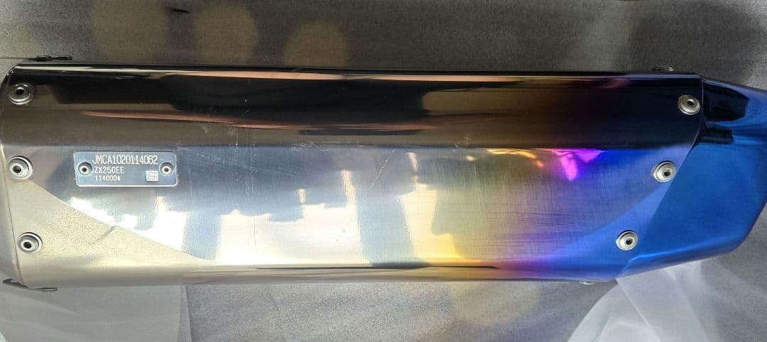 ず*ぺ様 zx25rトリックスター政府認証イカヅチ焼きチタンフルエキマフラー中古