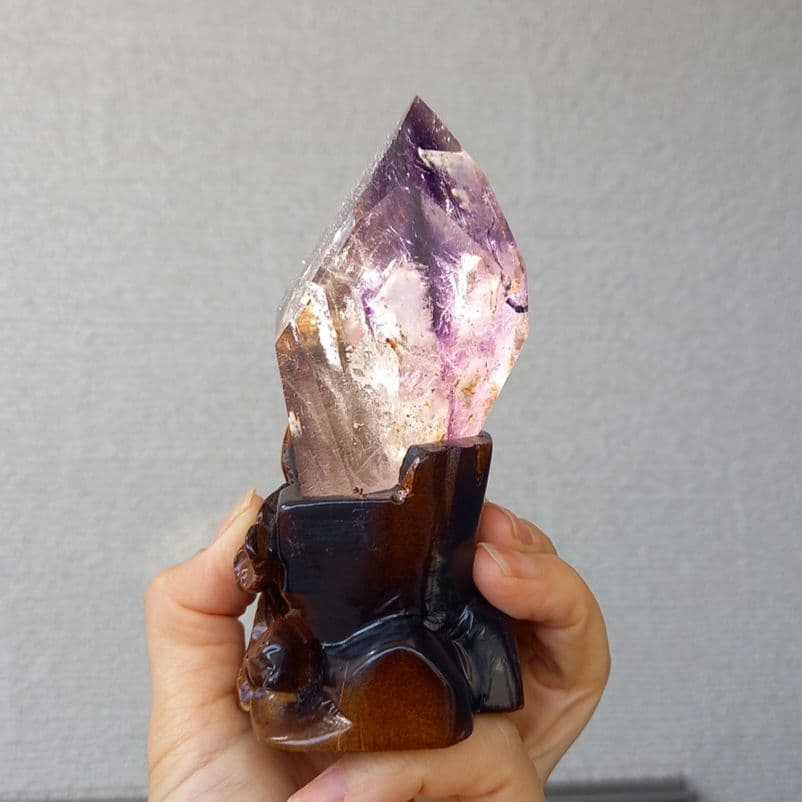 水入り水晶★スーパーセブン原石◼️台座付　C