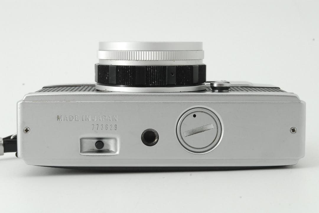 ☆赤ベロOK☆ OLYMPUS PEN EED ハーフサイズカメラ