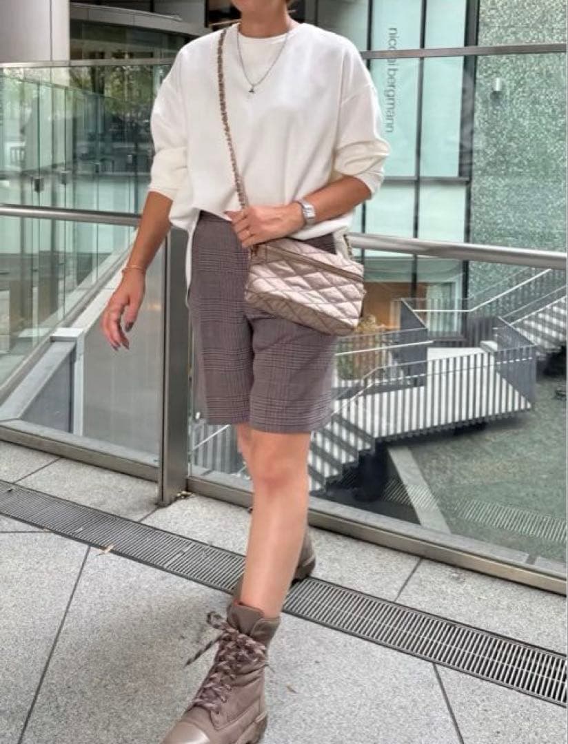 soleil ソレイル　トープイエロー チェーンバッグ　バニティ　財布つき