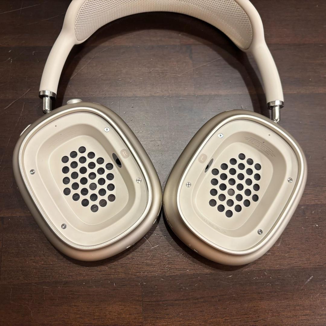 【み】Apple AirPods Max Starlight