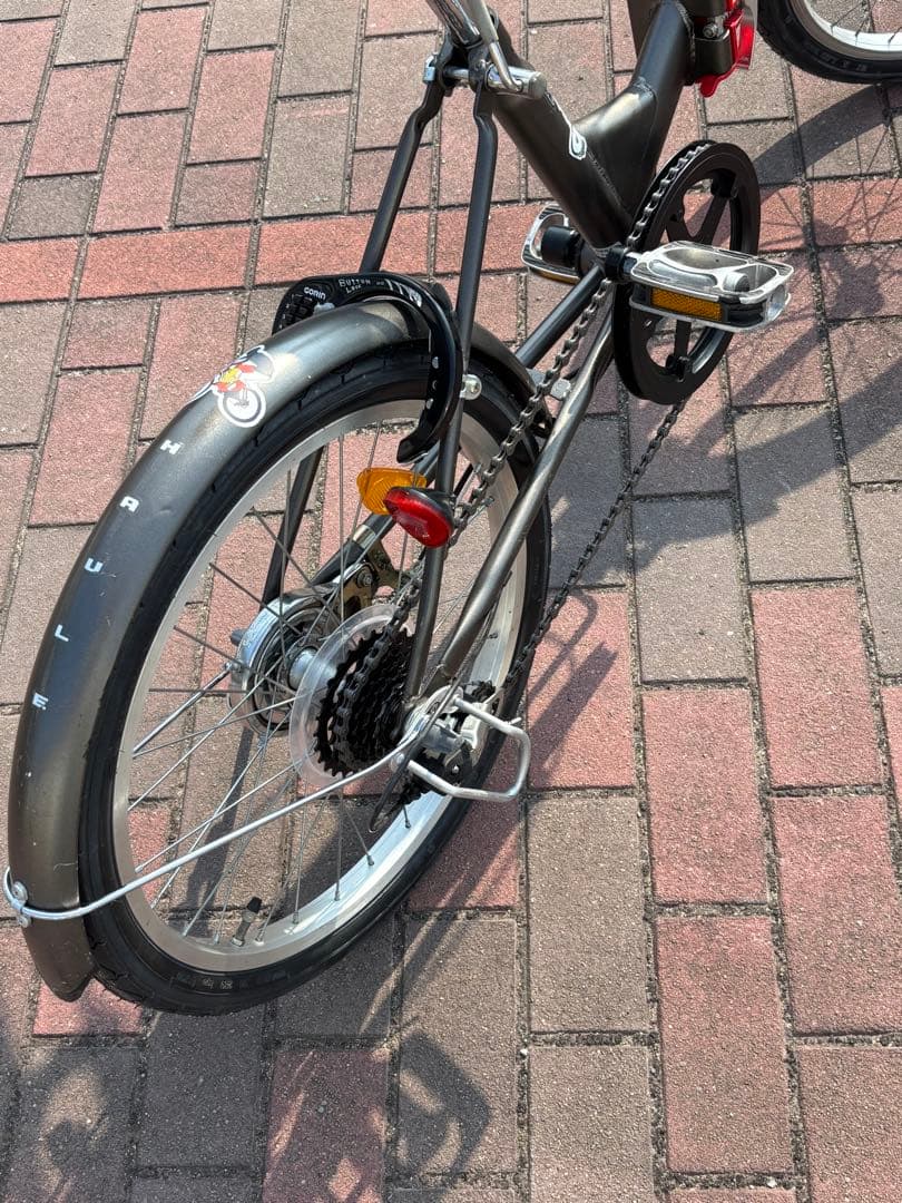 新品タイヤに6段変速機付・折り畳みミニベロ(20㌅)お引取りでも、配達も可能]