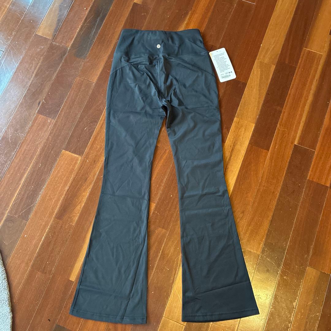 ルルレモンlululemon ブラック フレア ヨガパンツ ハイウエスト 6