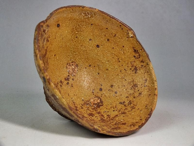 ☆細川護熙 作 伊羅保ぐい呑 共箱 *真贋保証* ☆A9