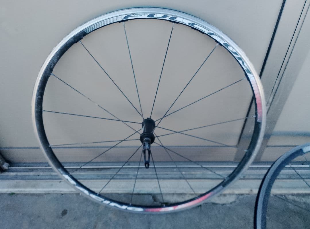 Fulcrum racing３ 700cホィール エンド幅 約100/130