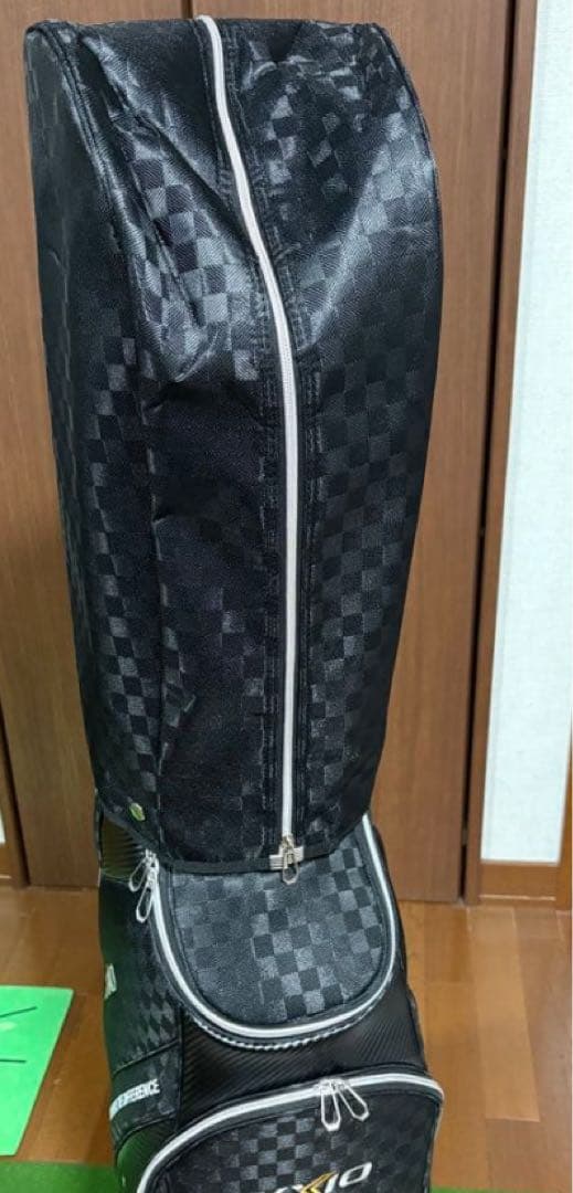 XXIO ゼクシオ　超軽量キャディバッグ ブラック