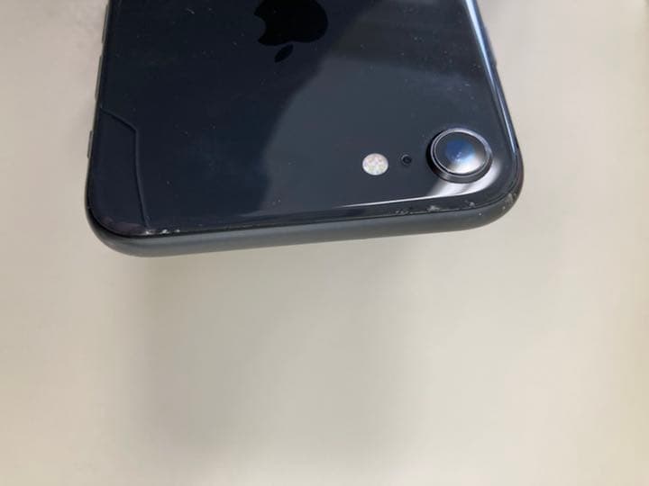 スマートフォン本体 iPhone8 (Black)