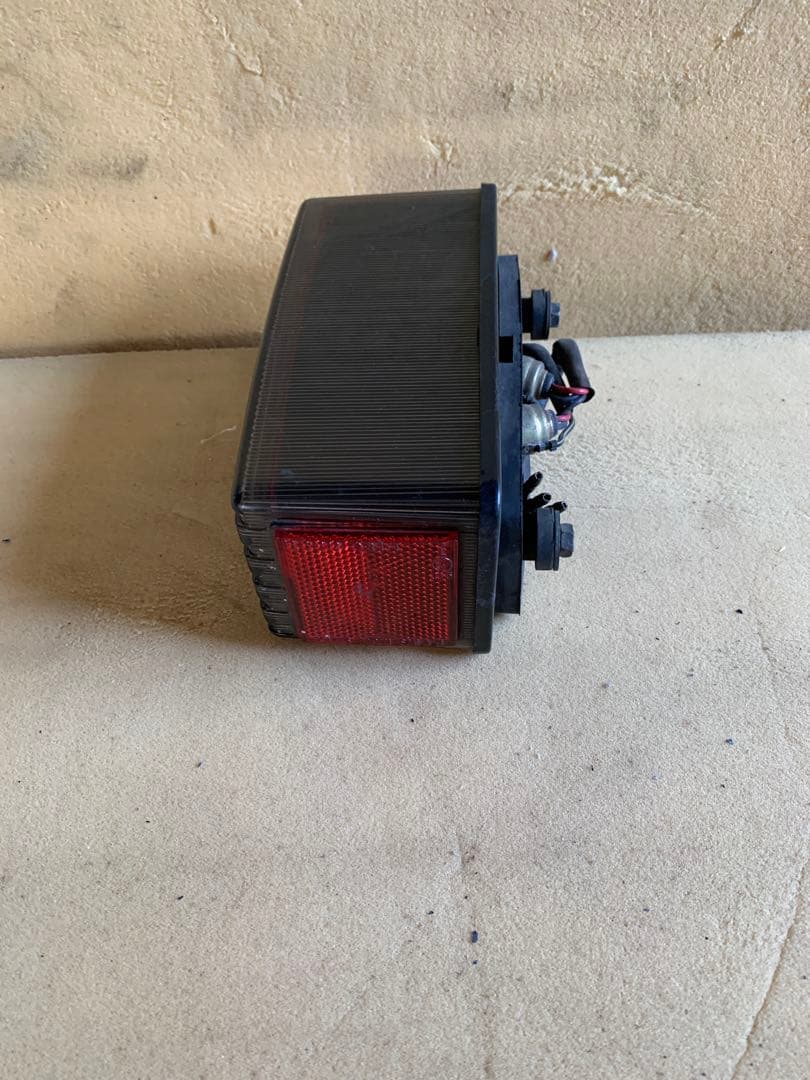 カワサキGPZ400F用　テールランプ