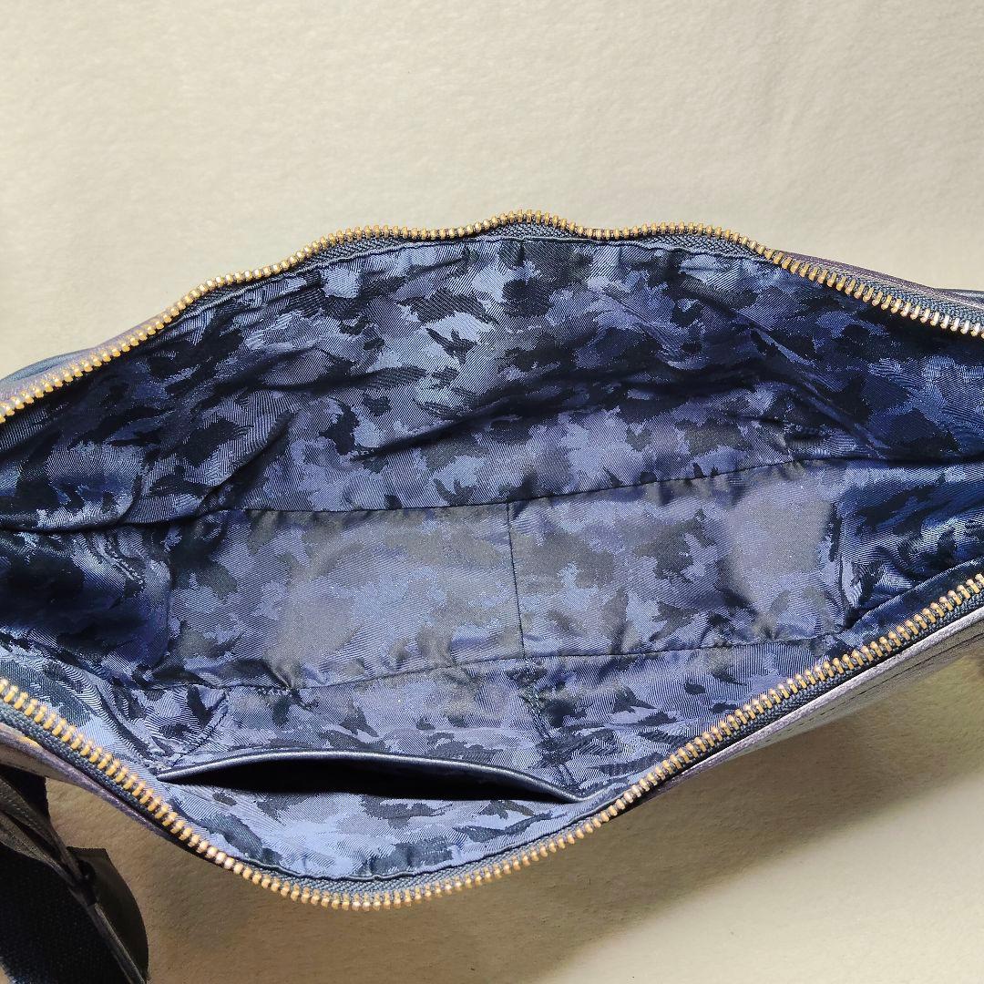 aniary アニアリ ショルダーバッグ 三日月型 レザー ハーフムーン